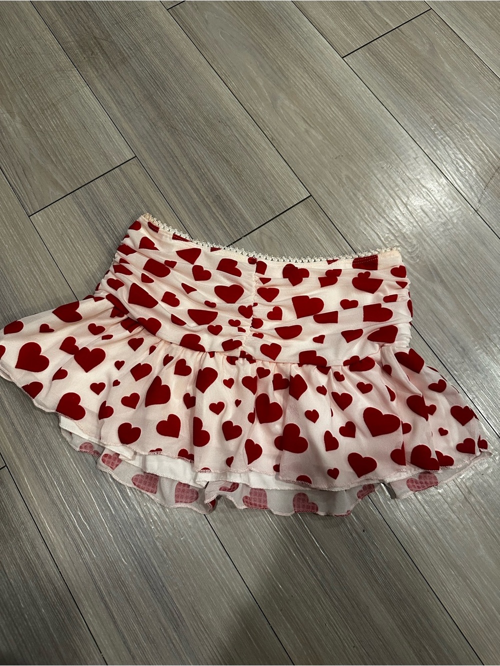 Red Heart Print Mini Skirt - Women
